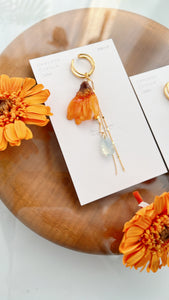 Gerbera Ear-Cuff No.1