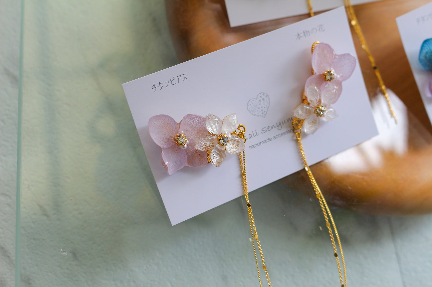 Hydrangea Flying Butterfly  No.35- Titanium Pierce(ピアス）
