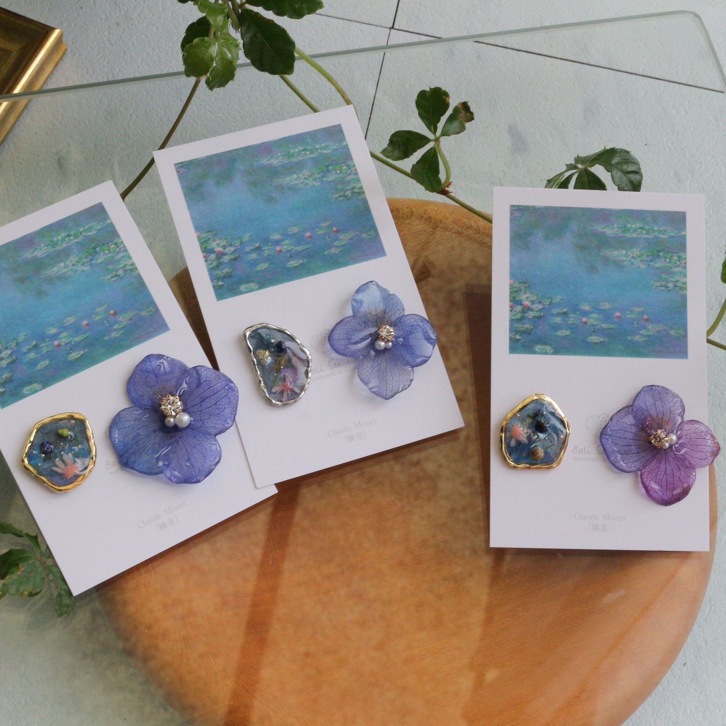 Monet Inspired Flower and Medallion No.27 ピアスTitanium Pierce 睡蓮