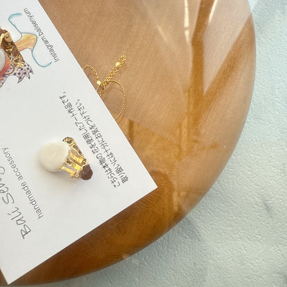 Hydrangea Flying Butterfly  No.28 - Clip-on(イヤリング）