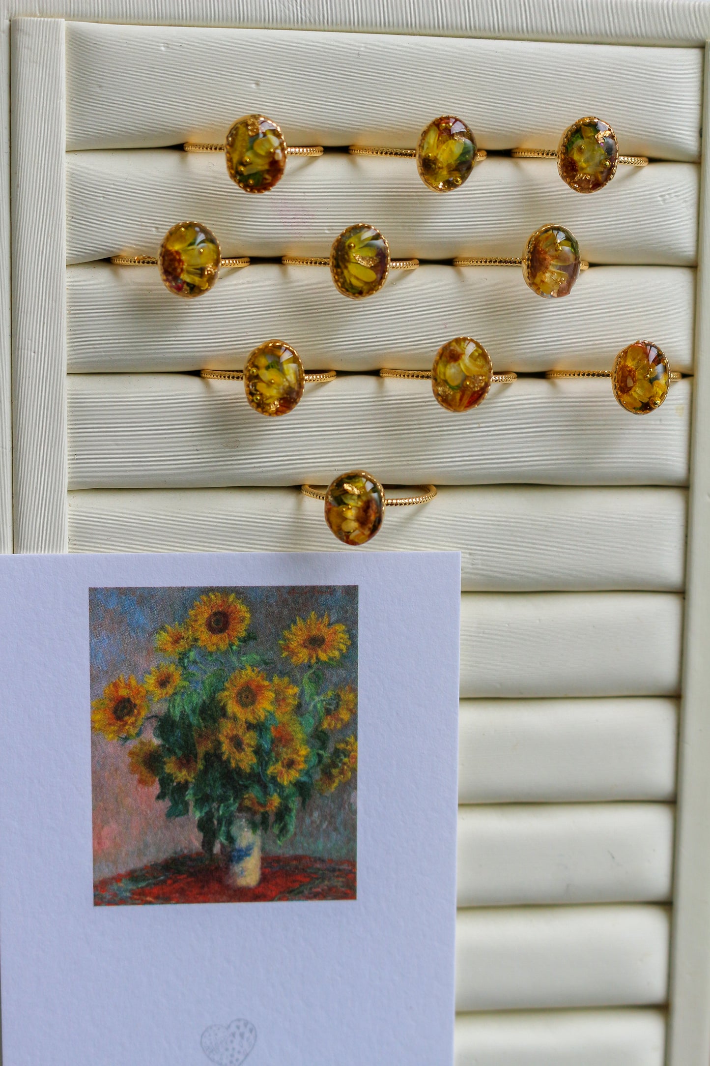 Claude Monet's Sunflowers Ring No.1 - ひまわり