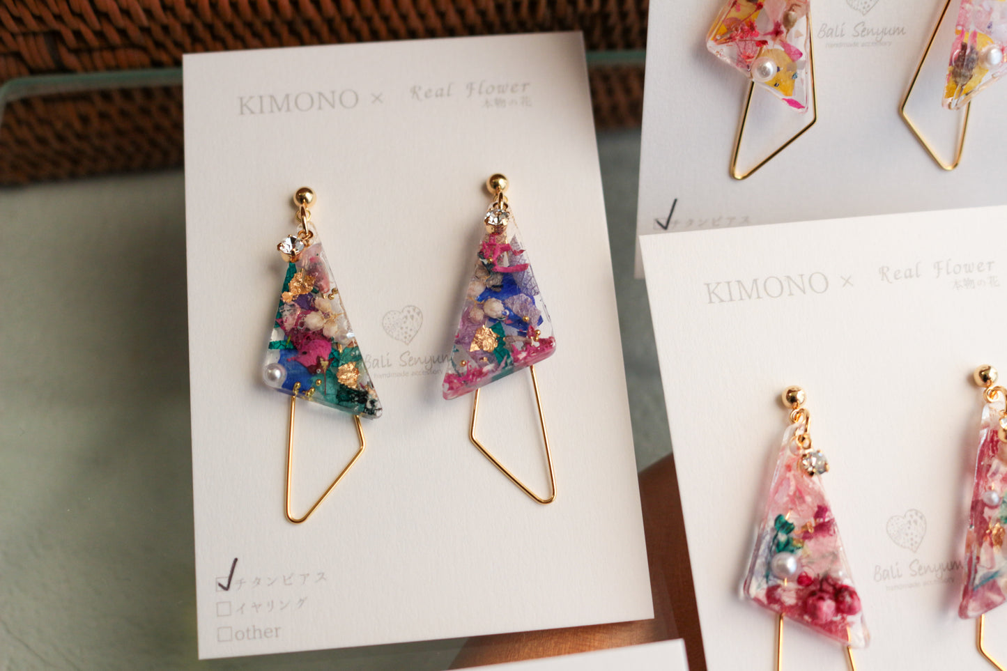 Triangular Floral Earrings - KIMONO Art Jewelry No.3 ピアス or イヤリング