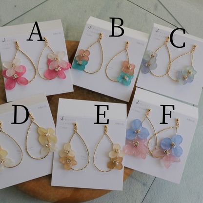 Teardrop Hoop Earrings with Hydrangeas No.20 ピアスorイヤリング
