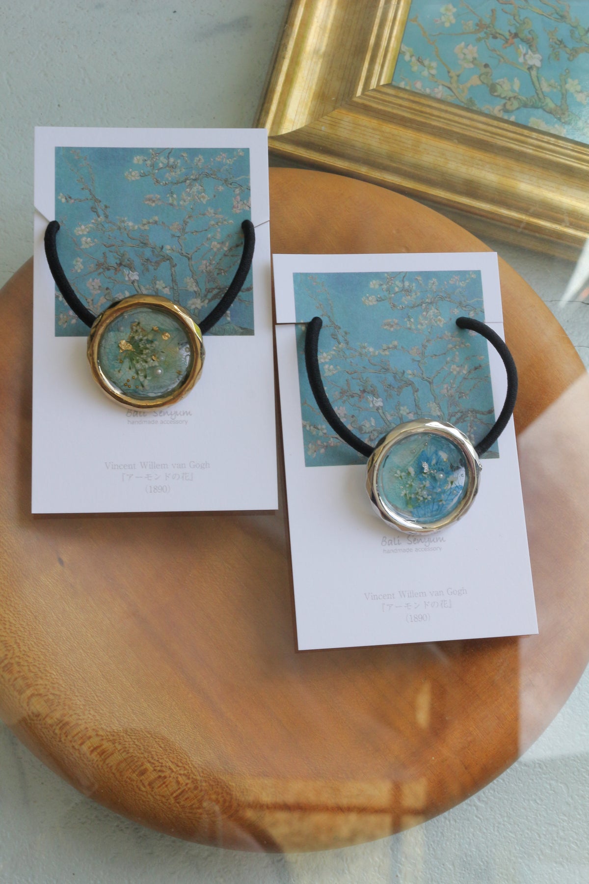 Gogh's Inspired Hair tie - アーモンドの花