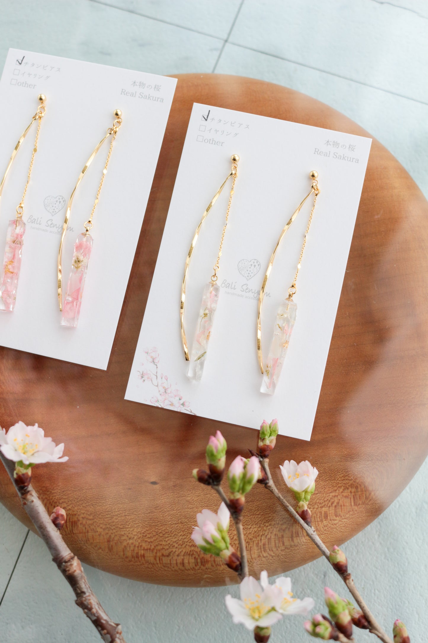 Dangling Sakura Flower Stick 2 Earrings with Pearl
