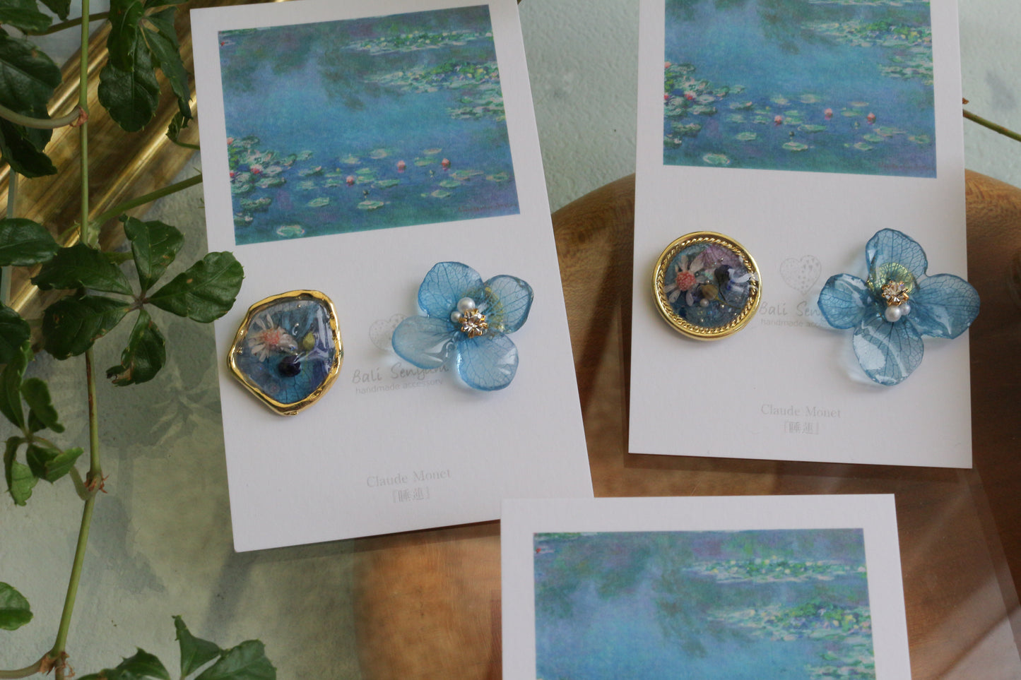 Monet Inspired Flower and Medallion No.27 ピアスTitanium Pierce 睡蓮