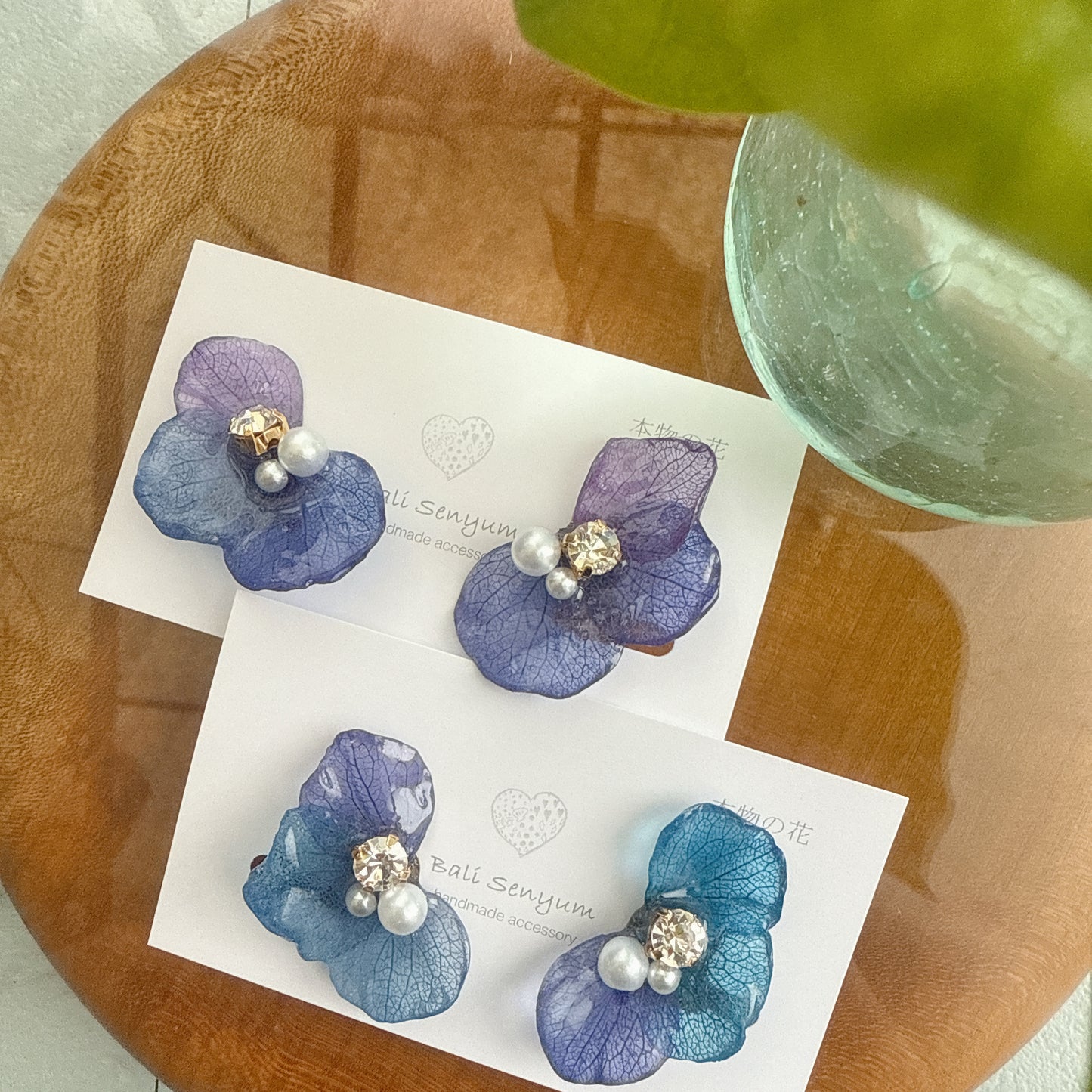 Gradation Hydrangea Wing No.116 - Clip-on(イヤリング）