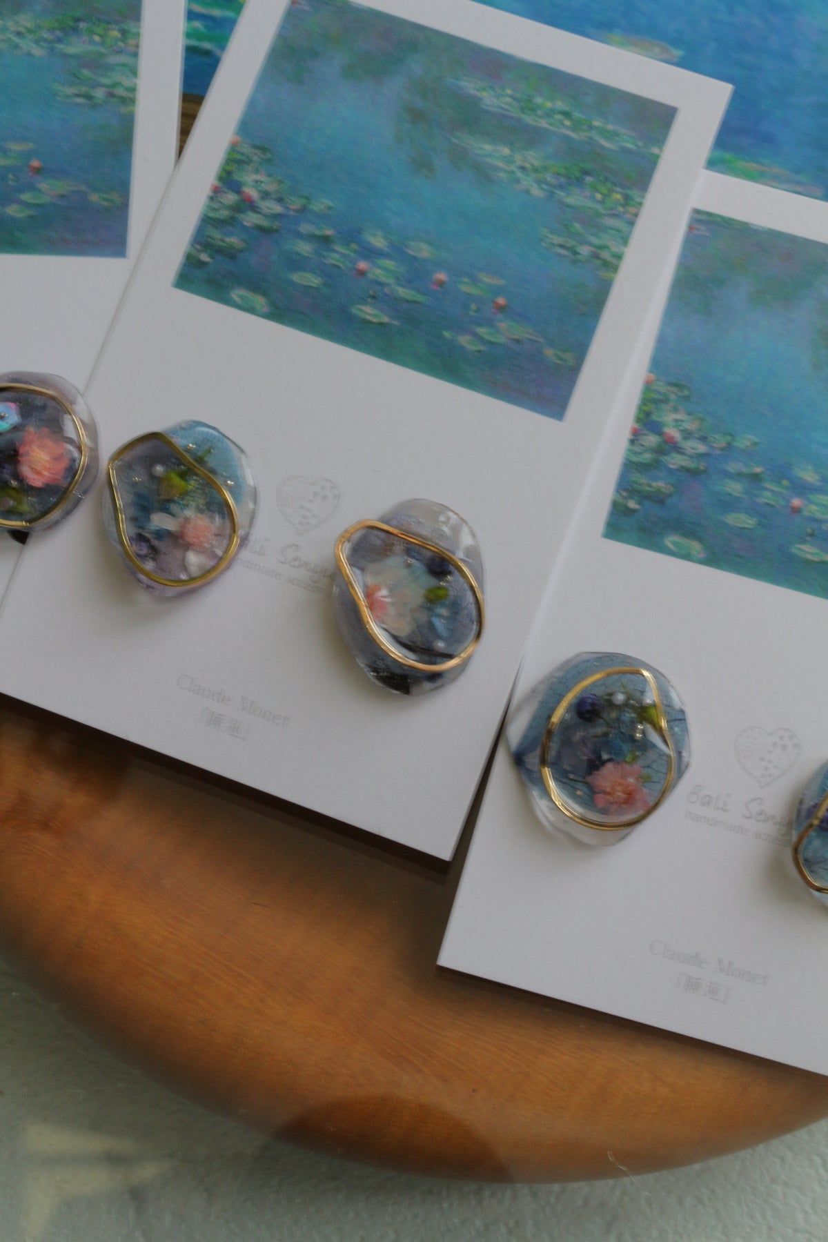 Monet Inspired Flower Medallion Earrings No.4 イヤリング Clip-on 睡蓮