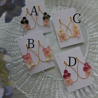 Teardrop Hoop Earrings with Hydrangeas No.22 ピアスorイヤリング