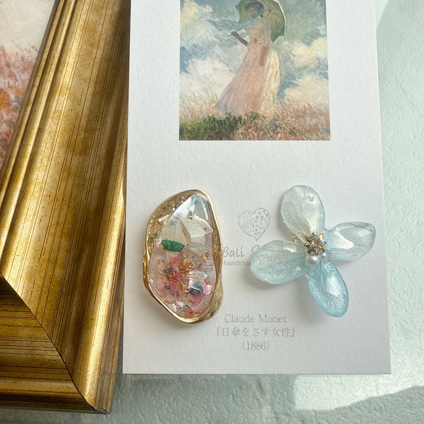 Monet Inspired Flower Earrings No.2 イヤリング　Clip-on　"日傘をさす女性"