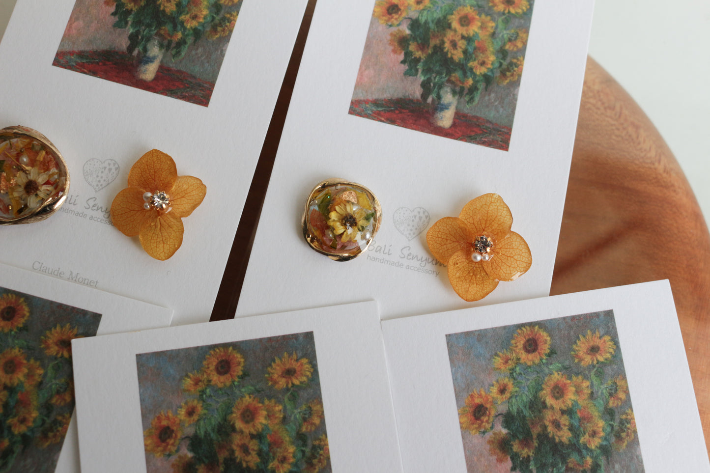 Monet Inspired Flower Earrings No.11 イヤリング Clip-on ひまわり