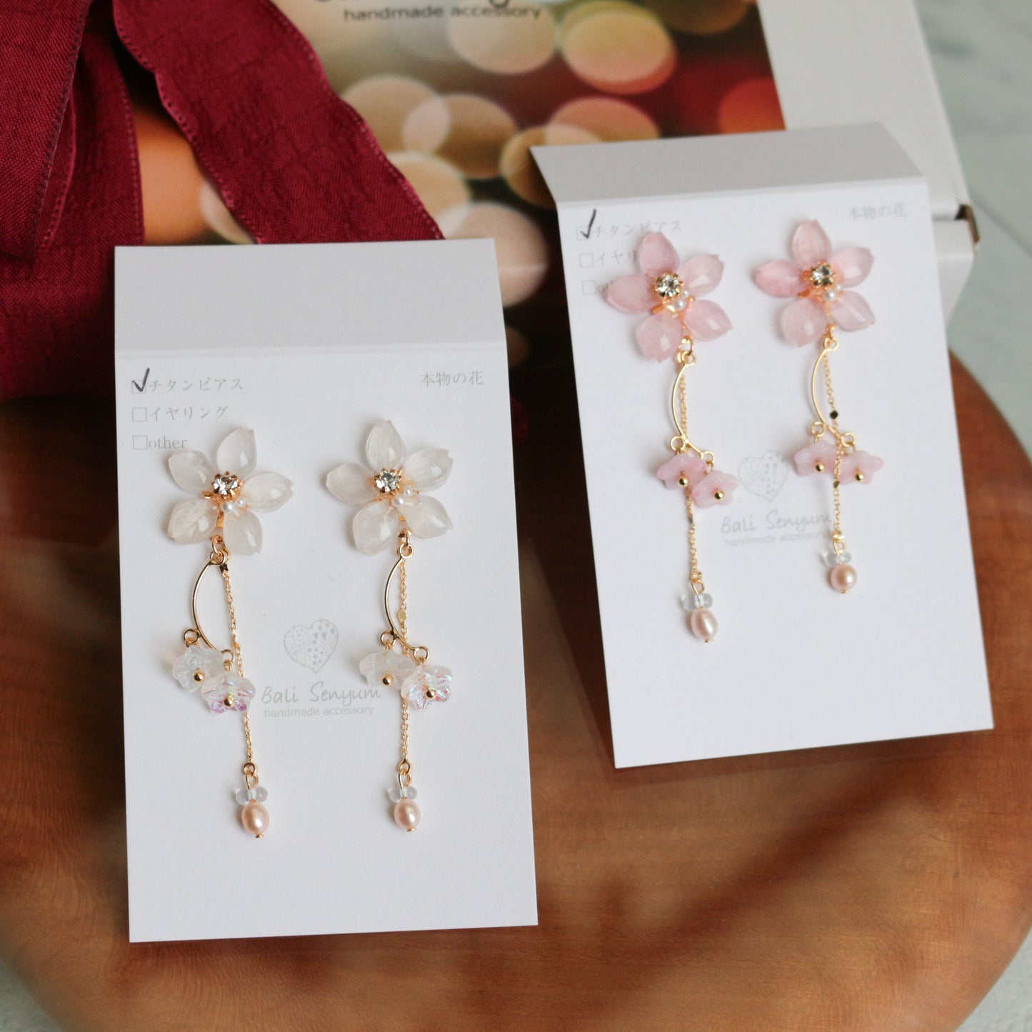 Someiyoshino Sakura Bouquet Earrings