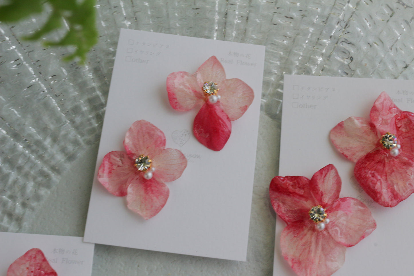 Hydrangea Petal  No.63 パーツ選べます。Clip-on or Titanium Pierce