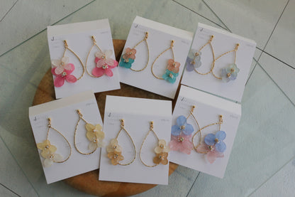 Teardrop Hoop Earrings with Hydrangeas No.20 ピアスorイヤリング