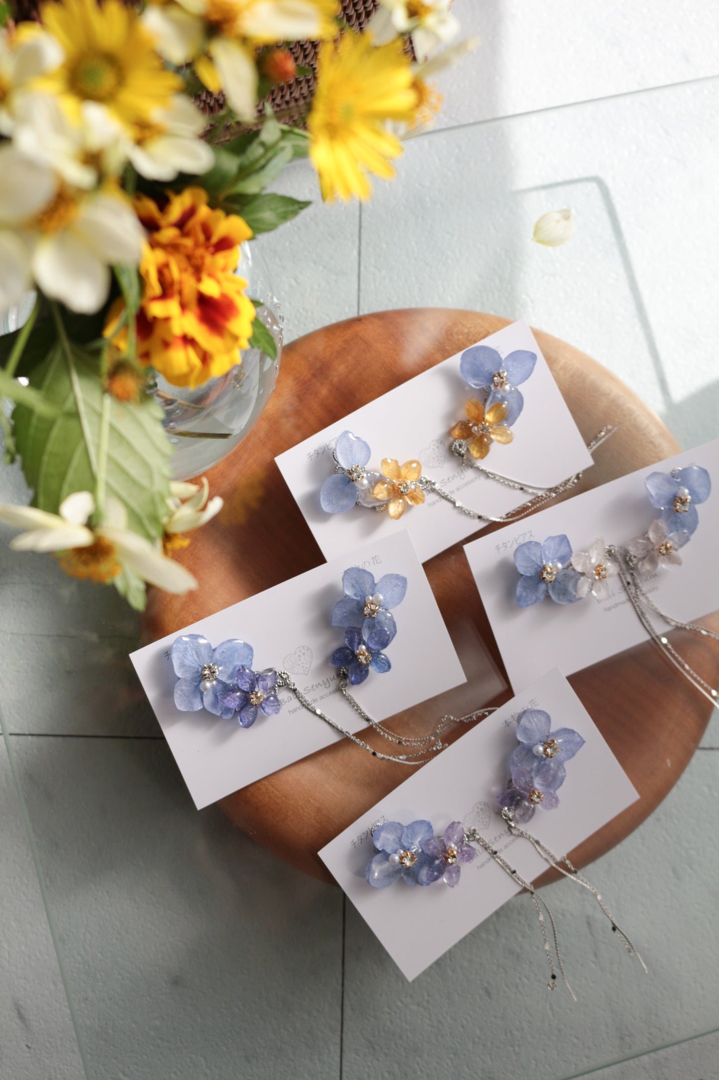 Hydrangea Flying Butterfly Earrings No.43 - Titanium Pierce(ピアス）