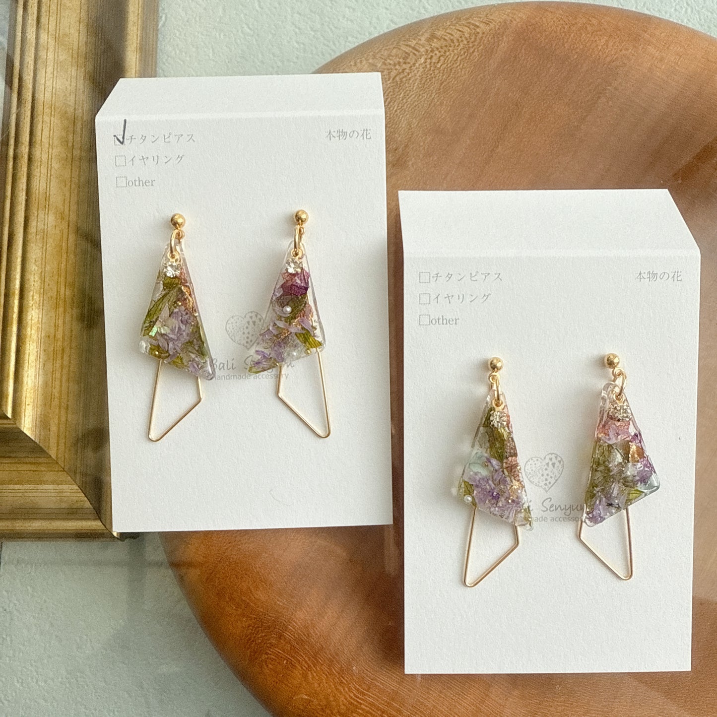 Claude Monet Garden in Giverny Inspired Triangular Floral Earrings -  モネの庭のアヤメ　No.3