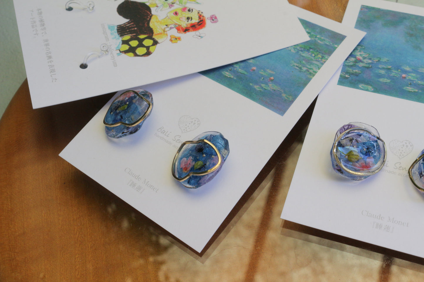 Monet Inspired Flower Medallion Earrings No.3 樹脂ノンホールピアス Plastic Clip-on 睡蓮