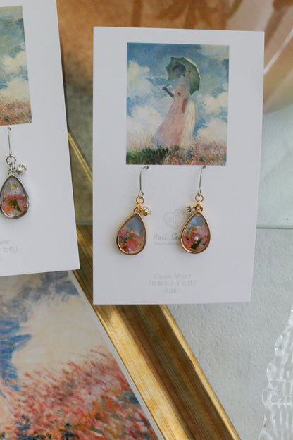 Claude Monet Inspired Dangling -No.1 散歩　日傘をさす女性