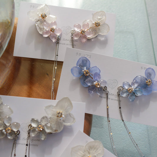 Hydrangea Flying Butterfly Earrings No.47 - Titanium Pierce(ピアス）
