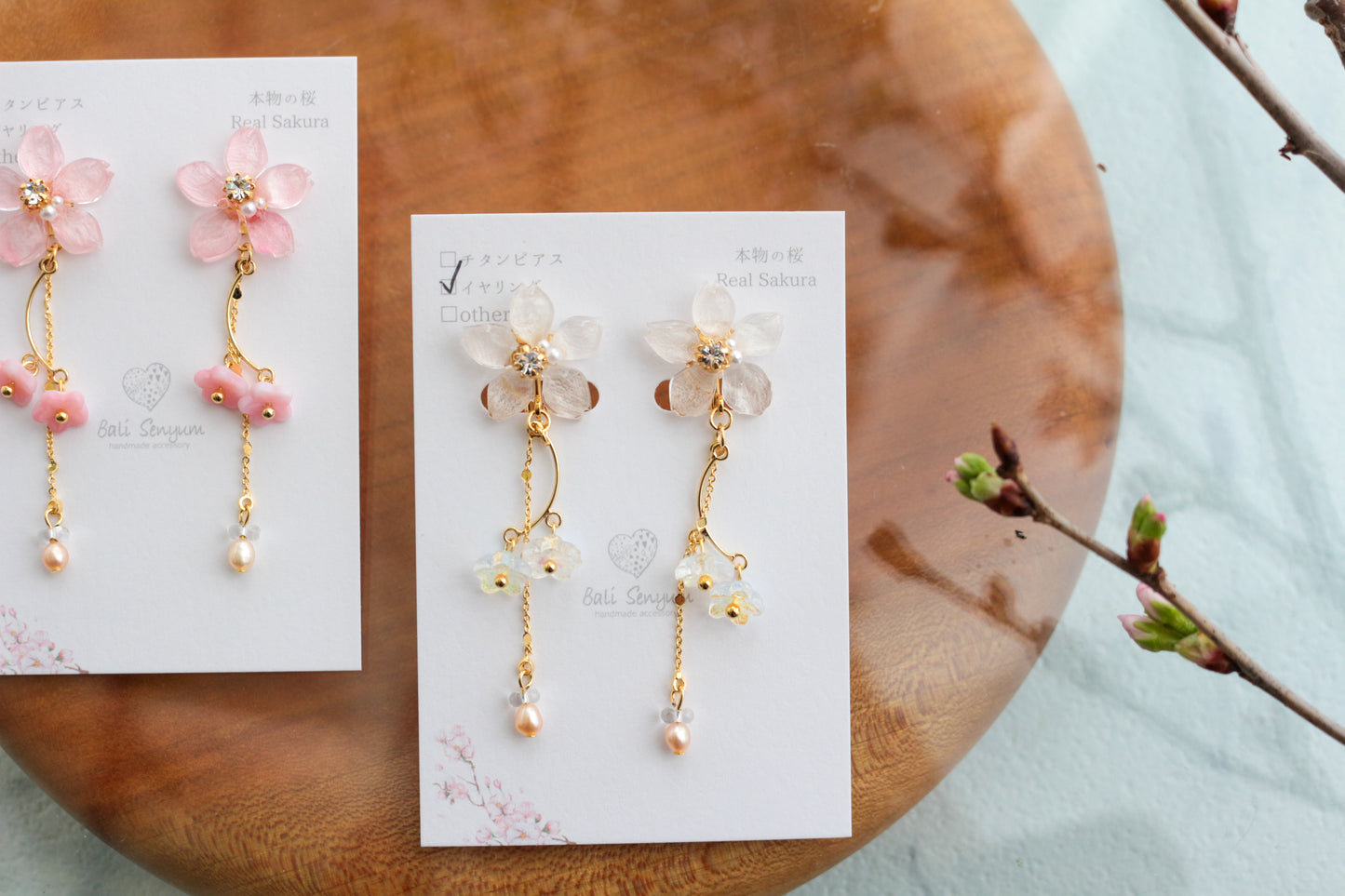 Someiyoshino Sakura Bouquet Earrings