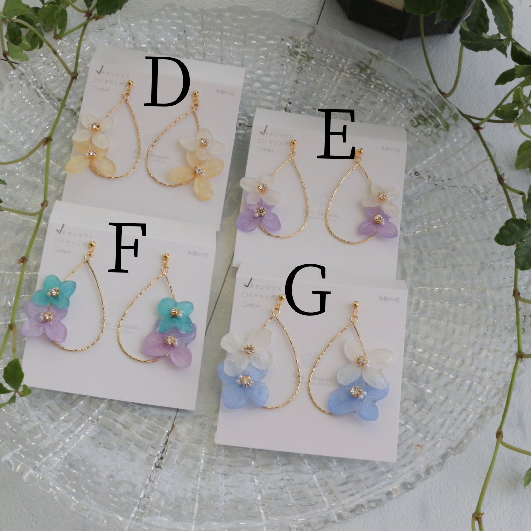 Teardrop Hoop Earrings with Hydrangeas No.21 ピアスorイヤリング