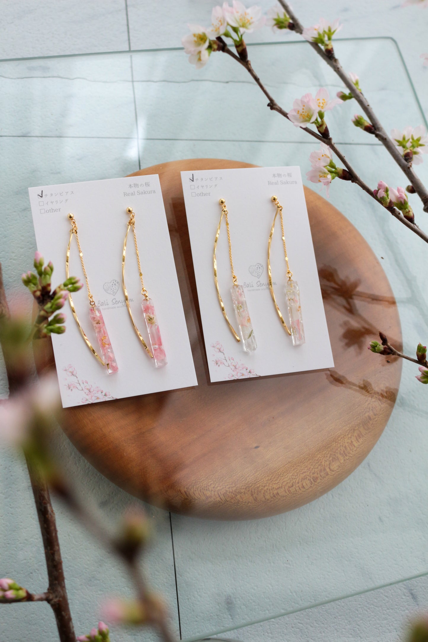 Dangling Sakura Flower Stick 2 Earrings with Pearl