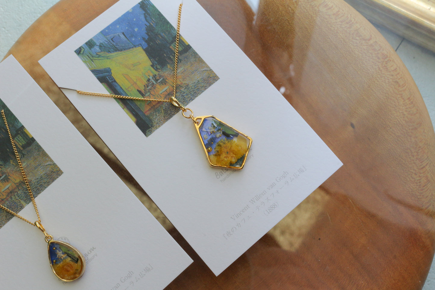 Gogh's Irises Inspired Necklace - 夜のカフェテラス
