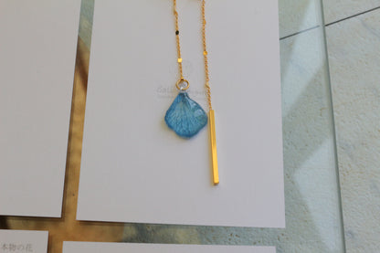 U Hydrangea Ear-Cuff No.1