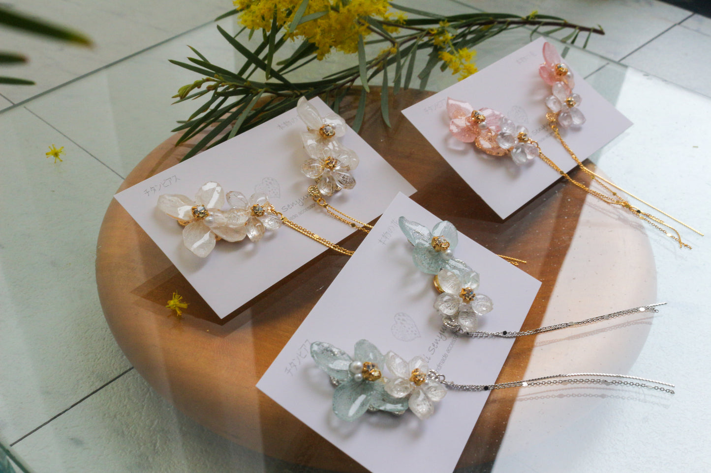Hydrangea Flying Butterfly Earrings No.50 - Titanium Pierce(ピアス）