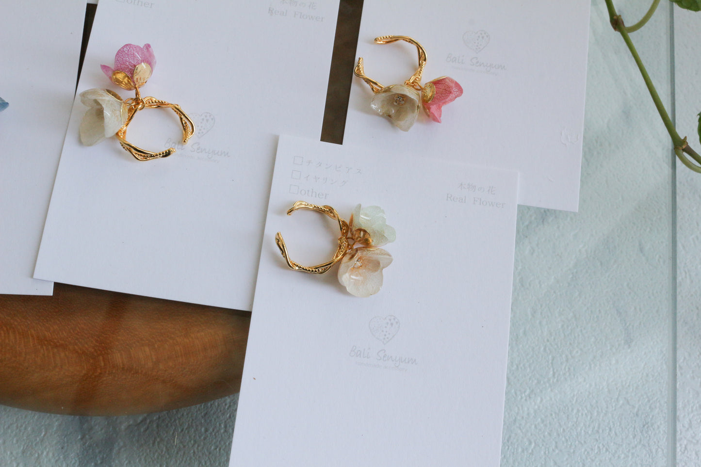 Double Hydrangea Ear-Cuff No.3