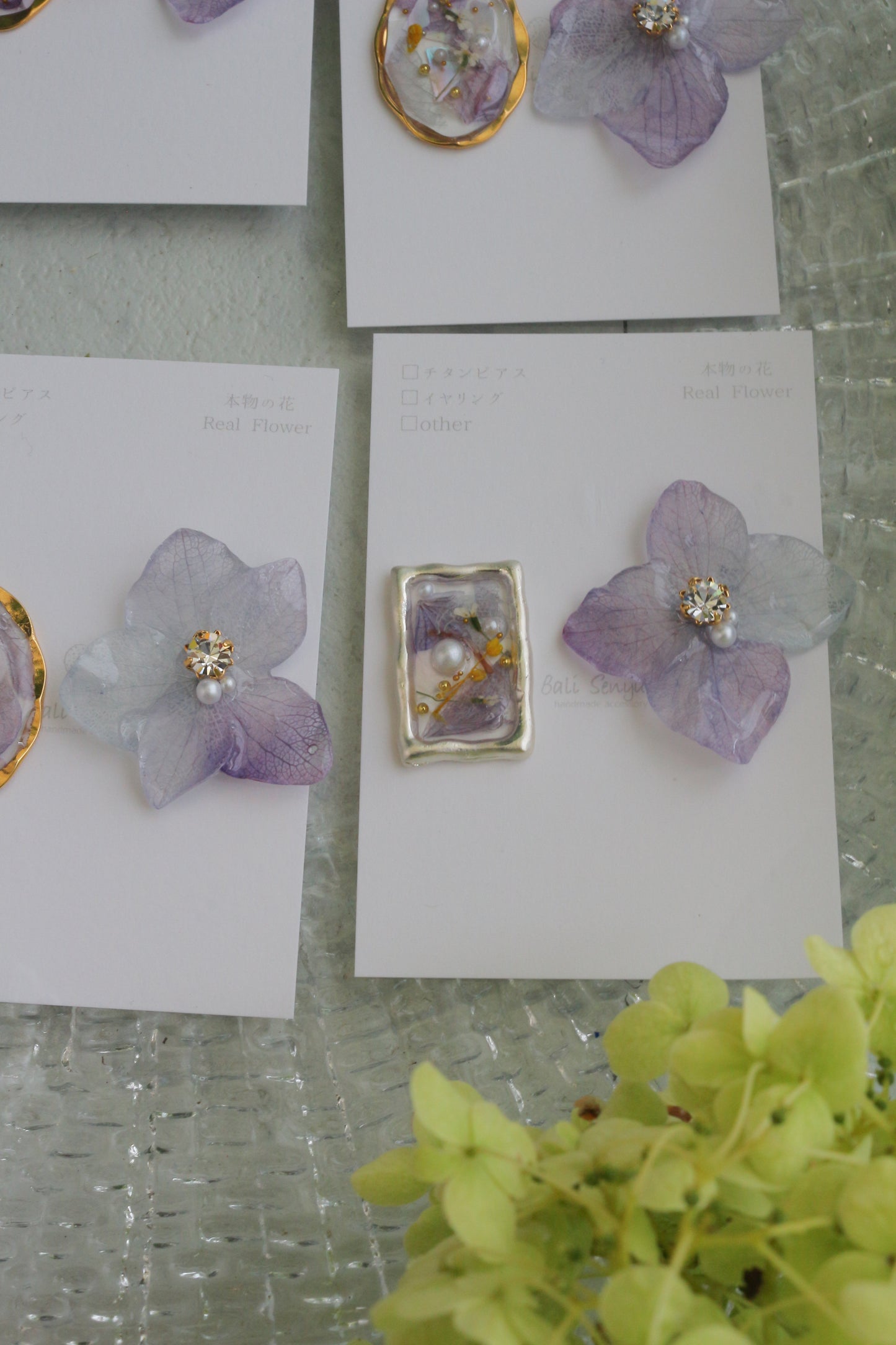 Hydrangea and Flower Medallion No.4 パーツ選べます。