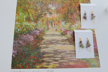 Claude Monet Garden in Giverny Inspired Triangular Floral Earrings -  ジヴェルニーの庭