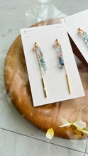 Dangling Stick Flower Earring with Pearl No.1