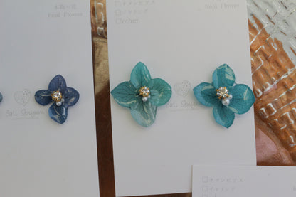 Hydrangea Petal  No.65 パーツ選べます。Clip-on or Titanium Pierce
