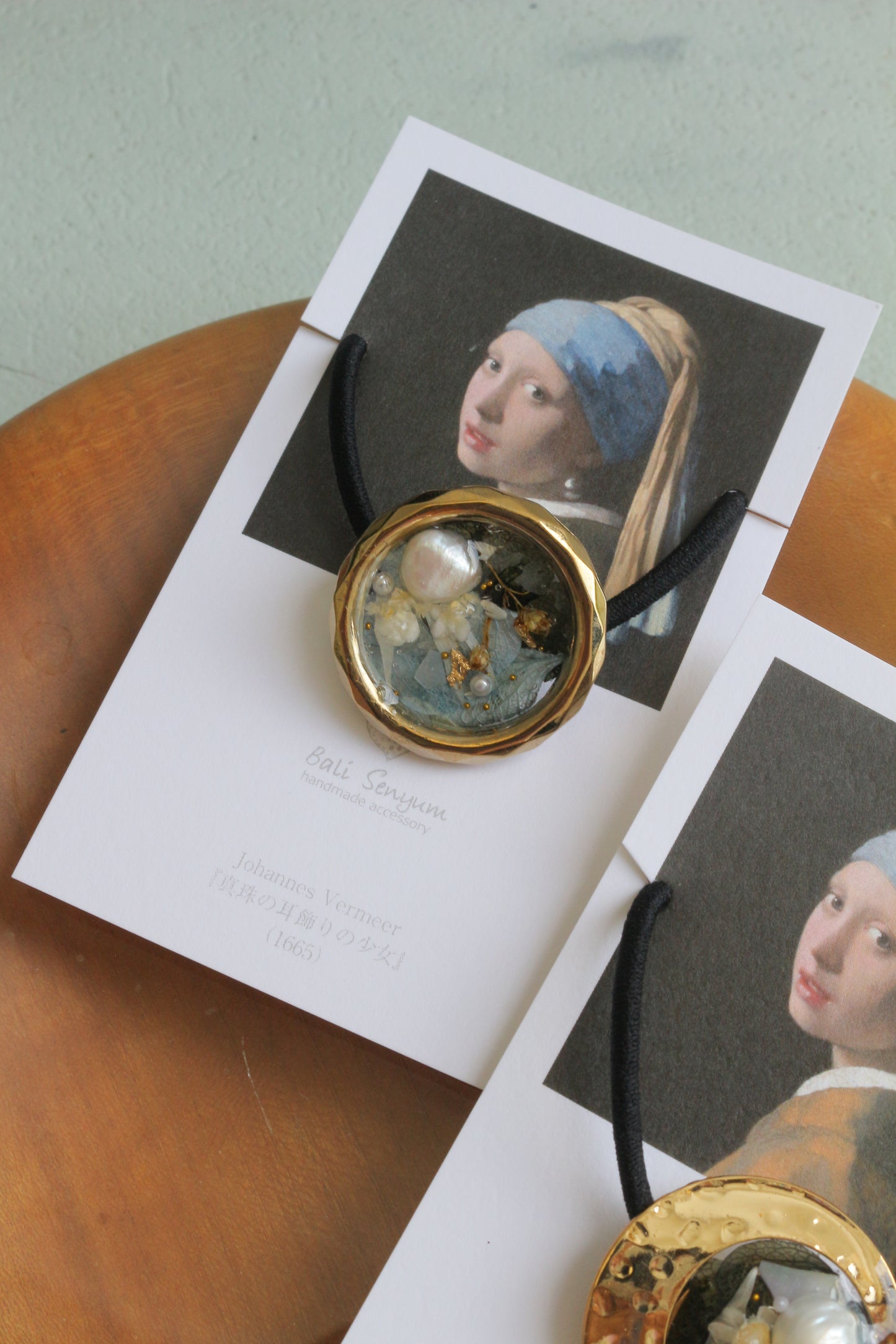 Vermeer Inspired Flower Hair tie  真珠の耳飾りの少女