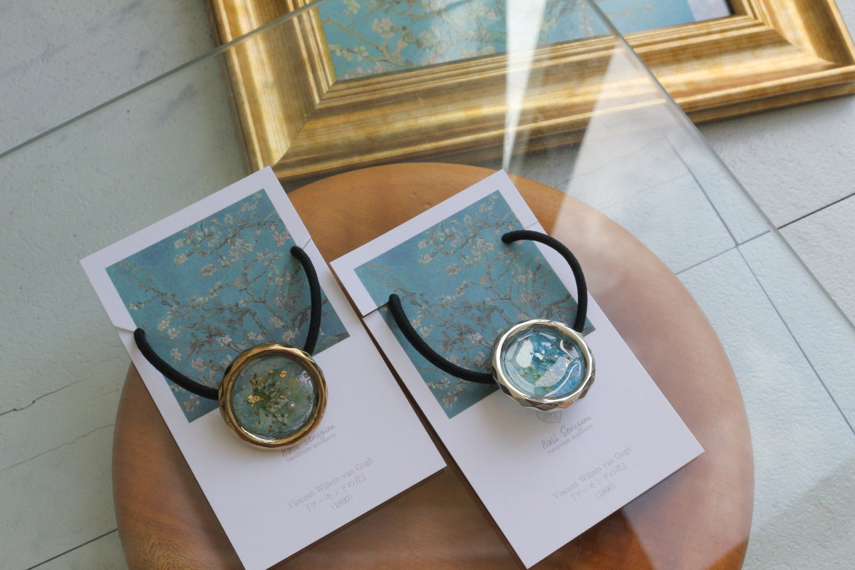 Gogh's Inspired Hair tie - アーモンドの花