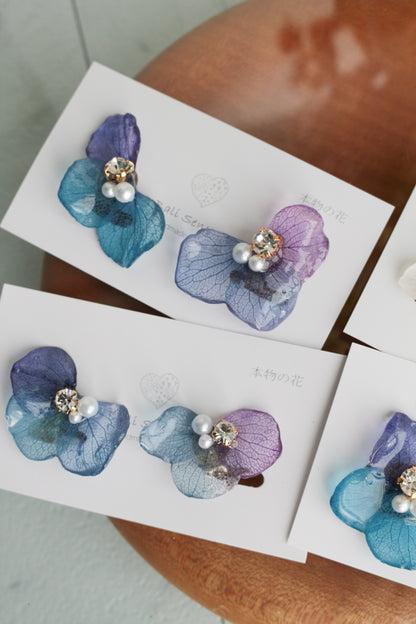 Gradation Hydrangea Wing No.137 - Clip-on(イヤリング）