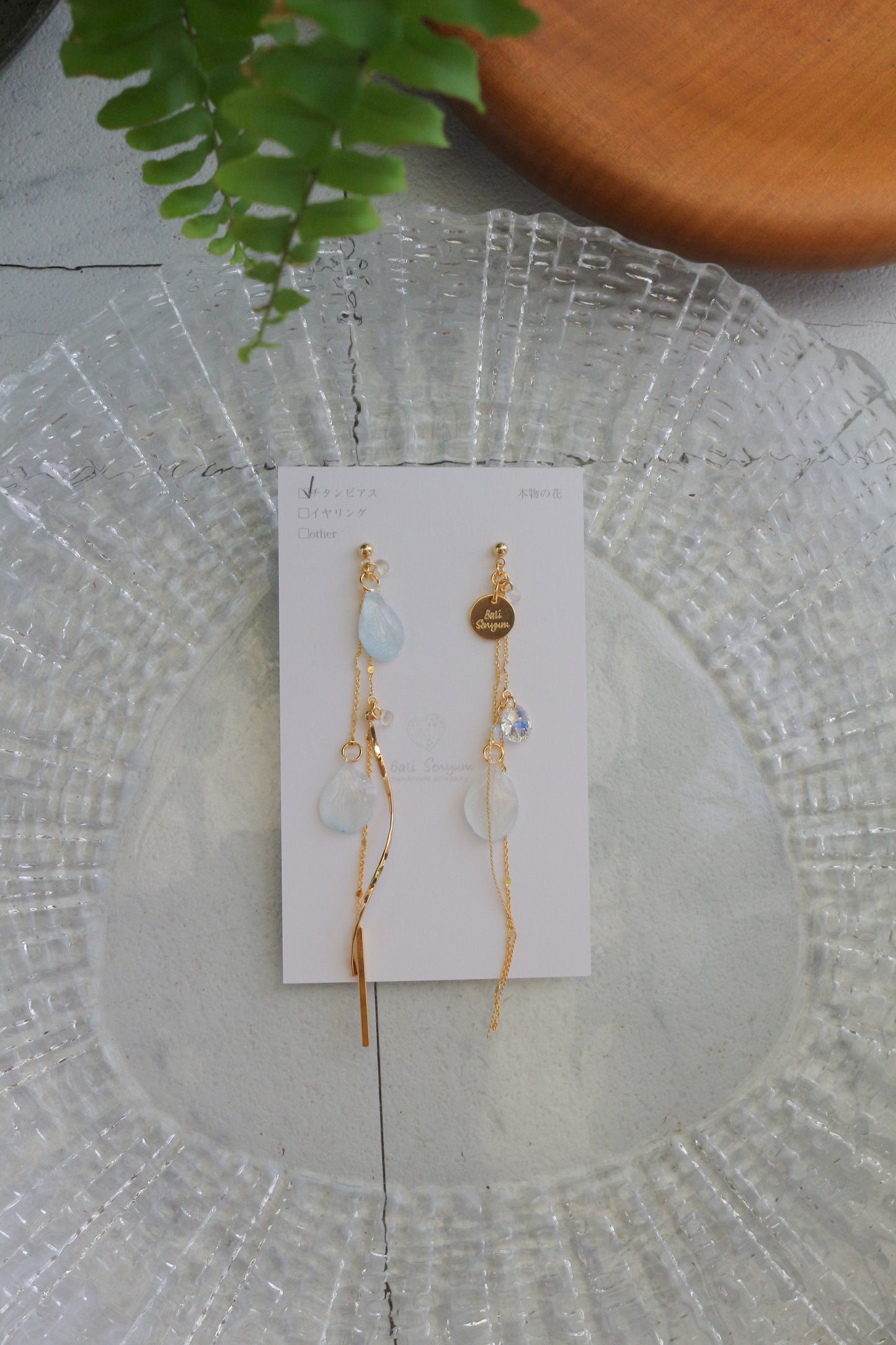 Flowing Hydrangea Earrings No.1 ピアスorイヤリング