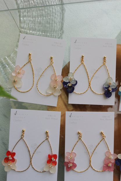 Teardrop Hoop Earrings with Hydrangeas No.23 ピアスorイヤリング