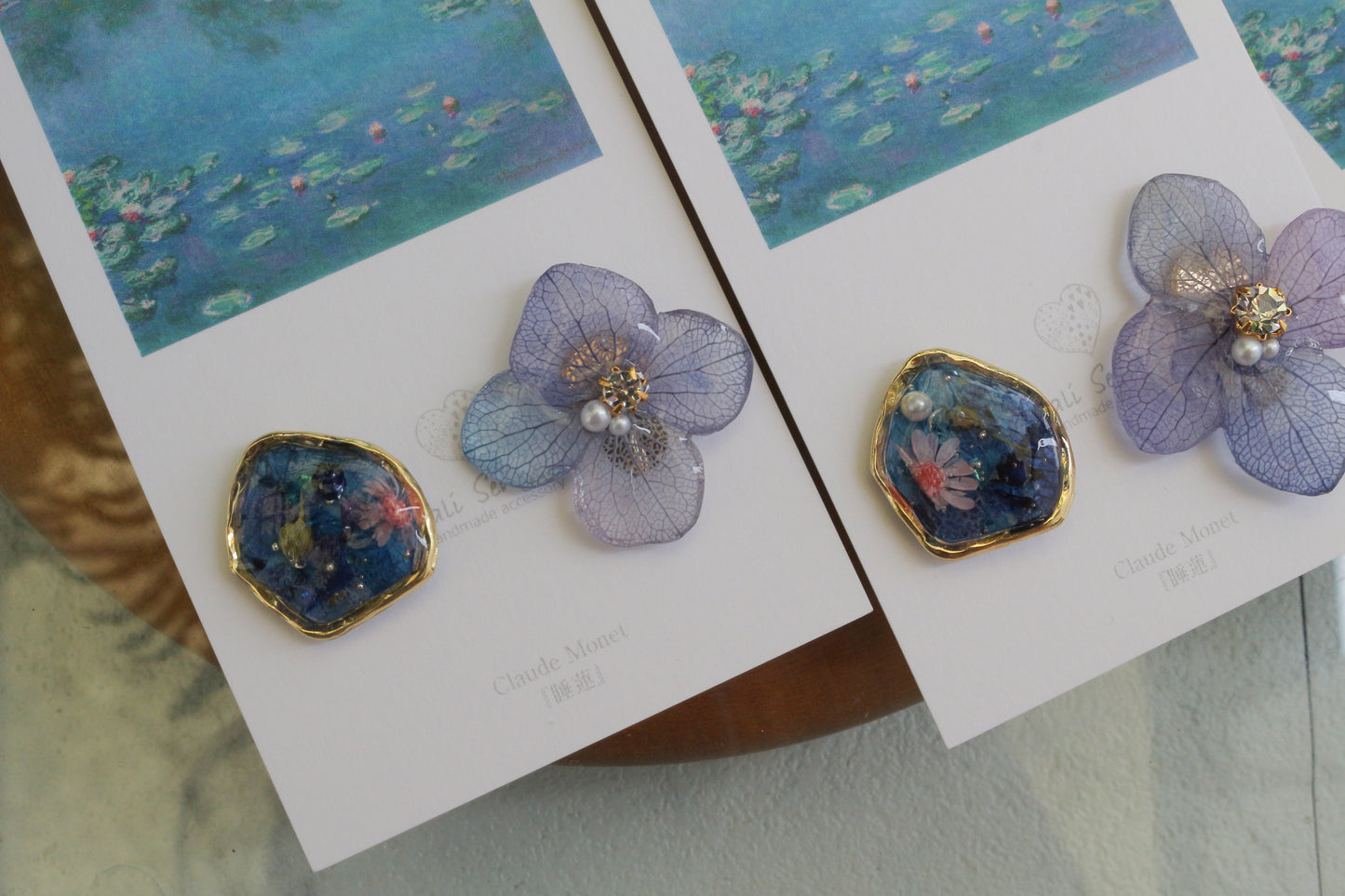 Monet's Water Lilies Inspired Flower and Medallion No.39 イヤリング Clip-on 睡蓮