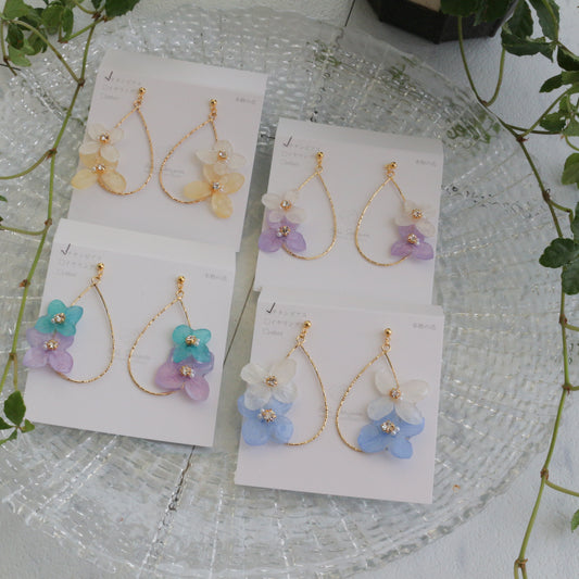 Teardrop Hoop Earrings with Hydrangeas No.21 ピアスorイヤリング