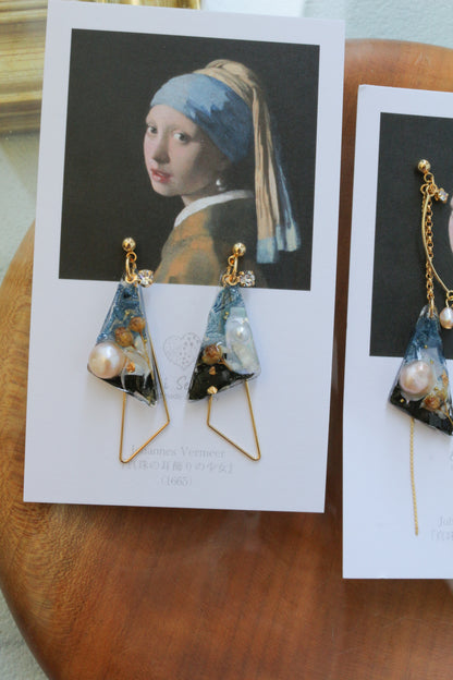 Johannes Vermeer Inspired Triangular Floral Earrings-真珠の耳飾りの少女