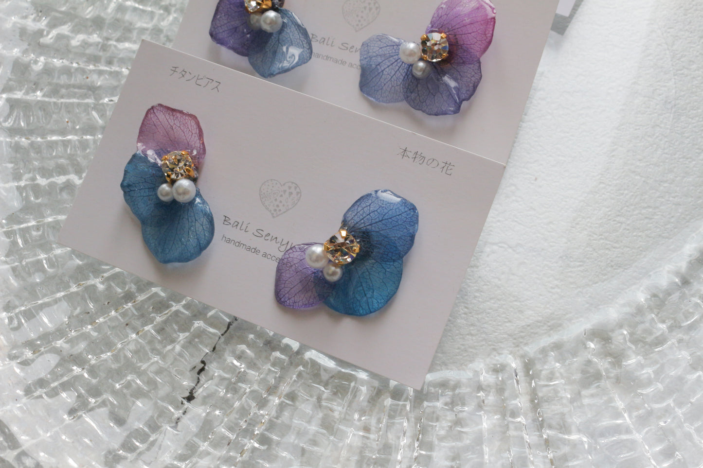 Hydrangea Wing No.143- Titanium Pierce(ピアス）