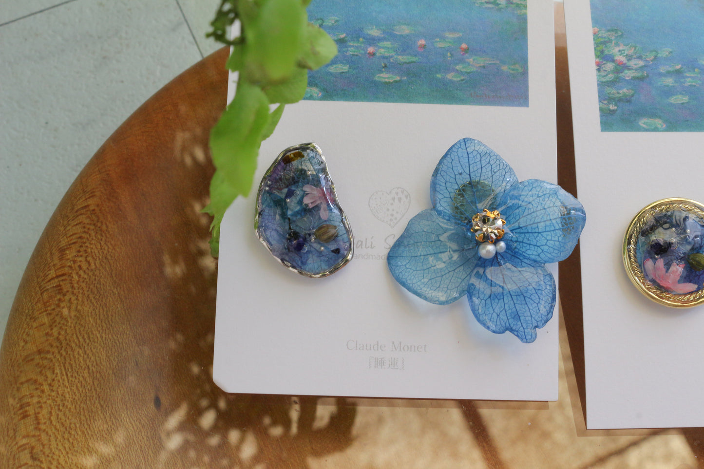 Monet Inspired Flower and Medallion No.34 ピアスTitanium Pierce 睡蓮
