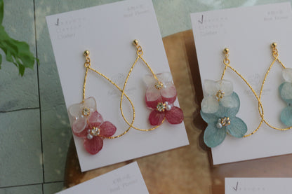Teardrop Hoop Earrings with Hydrangeas No.24 ピアスorイヤリング
