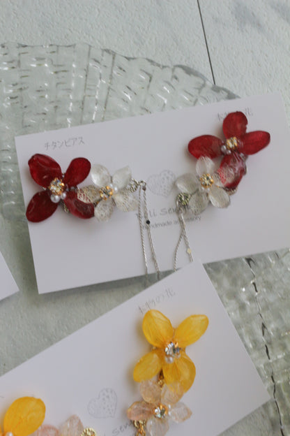 Hydrangea Flying Butterfly Earrings No.58 - Titanium Pierce(ピアス）