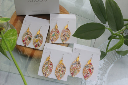 Leaf Earrings With Seasonal Flower Petals No.66 ピアスorイヤリング
