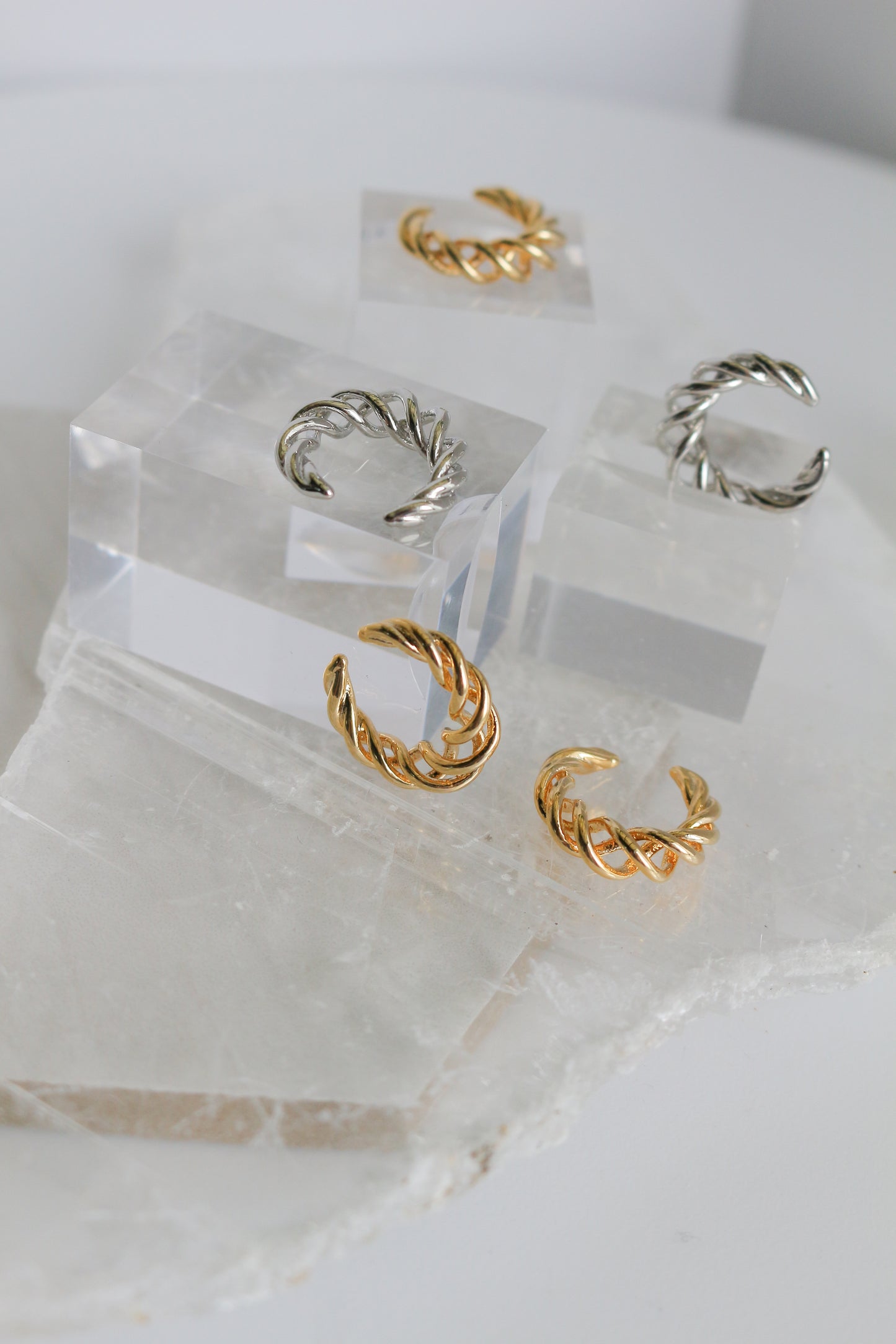 Ear-cuff No.2- Sakkoly