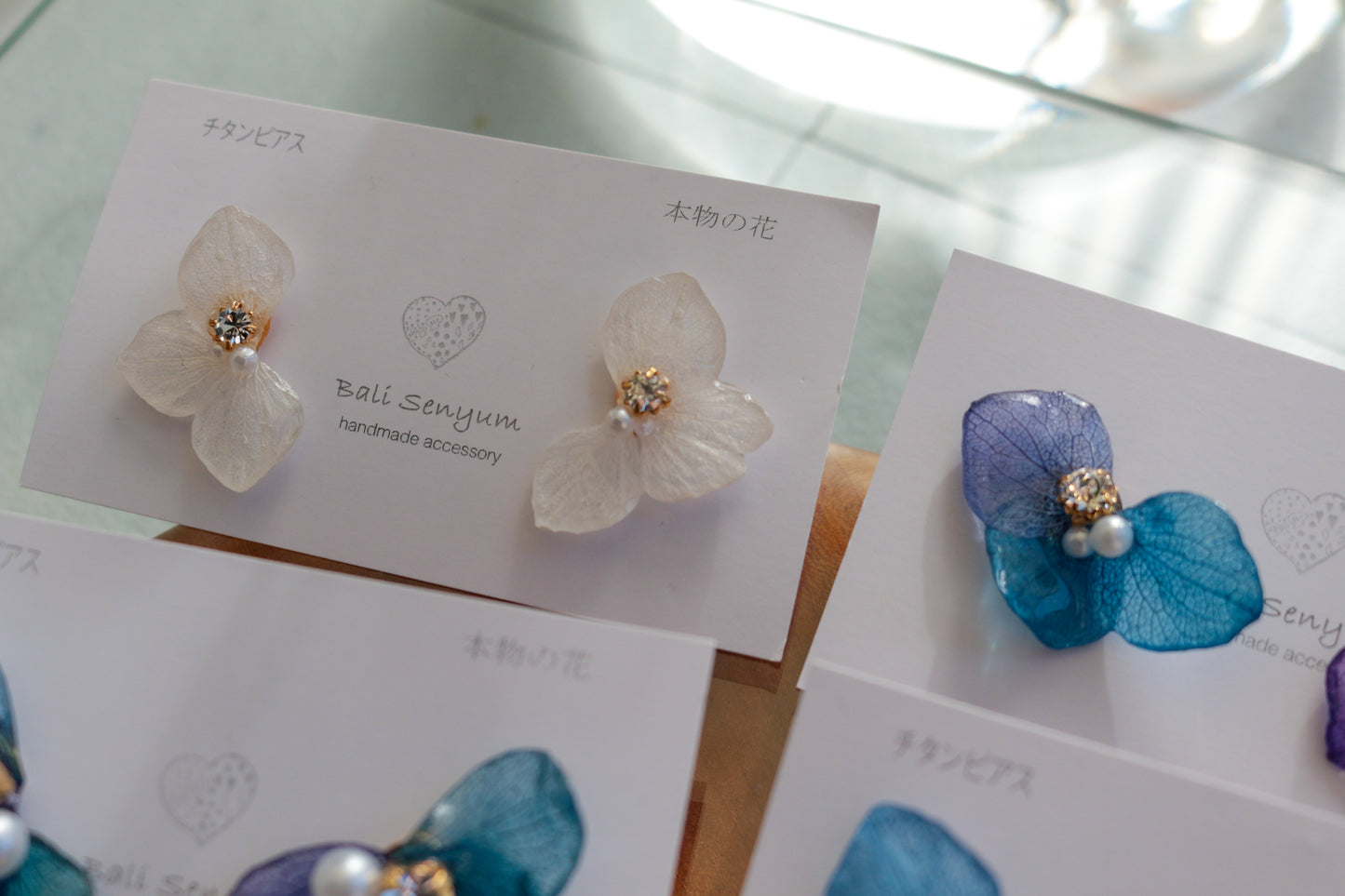 Hydrangea Wing No.141- Titanium Pierce(ピアス）