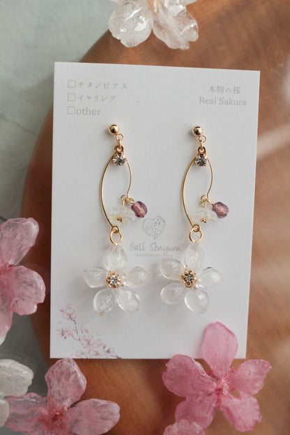 Someiyoshino Sakura Hanami Earrings